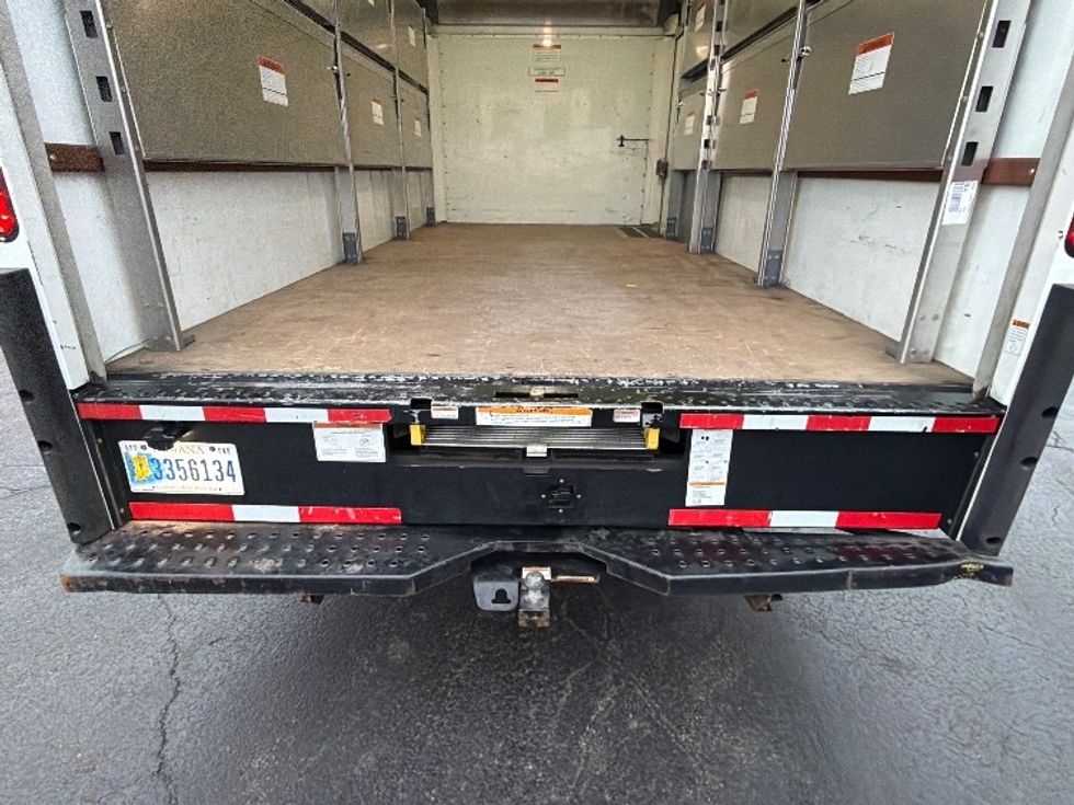 Light Duty Box Truck-Light and Medium Duty Trucks-GMC-2022-Savana G33903-Sturtevant-WI-48,025\n\t\tmiles-$ 41,250 - Image 11