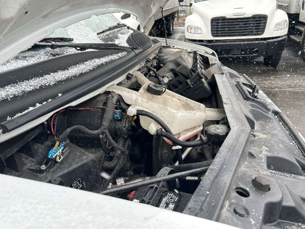 Light Duty Box Truck-Light and Medium Duty Trucks-GMC-2022-Savana G33903-Sturtevant-WI-48,601\n\t\tmiles-$ 44,250 - Image 23