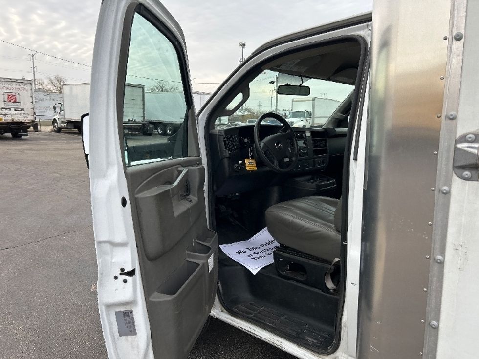 Light Duty Box Truck-Light and Medium Duty Trucks-GMC-2022-Savana G33903-Sturtevant-WI-56,574\n\t\tmiles-$ 41,250 - Image 16