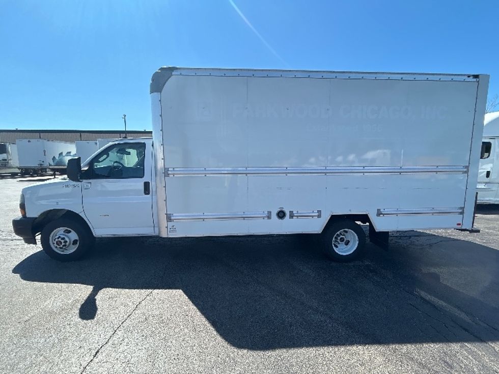 Light Duty Box Truck-Light and Medium Duty Trucks-GMC-2022-Savana G33903-Sturtevant-WI-59,350\n\t\tmiles-$ 36,000 - Image 4