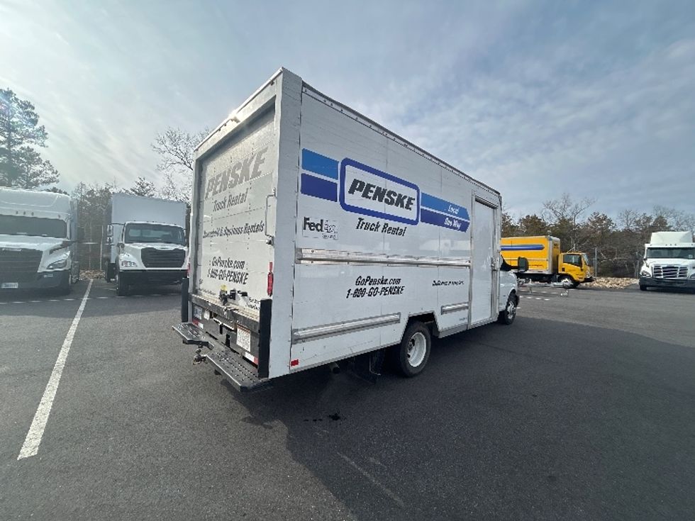 Light Duty Box Truck-Light and Medium Duty Trucks-GMC-2022-Savana G33903-Swedesboro-NJ-33,144\n\t\tmiles-$ 44,000 - Image 12
