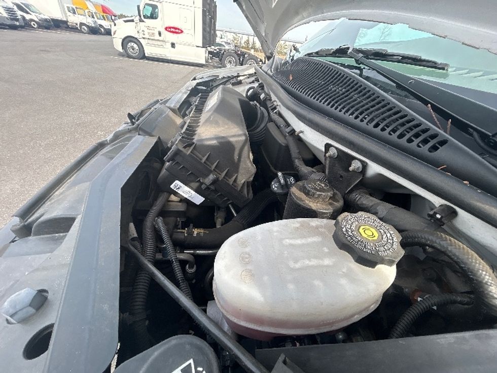 Light Duty Box Truck-Light and Medium Duty Trucks-GMC-2022-Savana G33903-Swedesboro-NJ-33,144\n\t\tmiles-$ 44,000 - Image 23