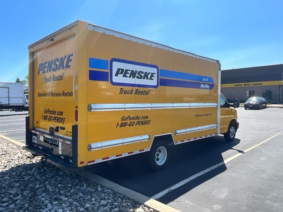 Light Duty Box Truck-Light and Medium Duty Trucks-GMC-2022-Savana G33903-Swedesboro-NJ-90,418\n\t\tmiles-$ 28,750 - Image 13
