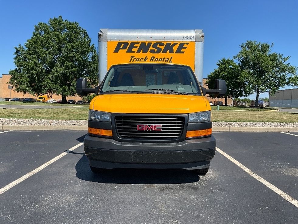 Light Duty Box Truck-Light and Medium Duty Trucks-GMC-2022-Savana G33903-Swedesboro-NJ-90,418\n\t\tmiles-$ 28,750 - Image 2
