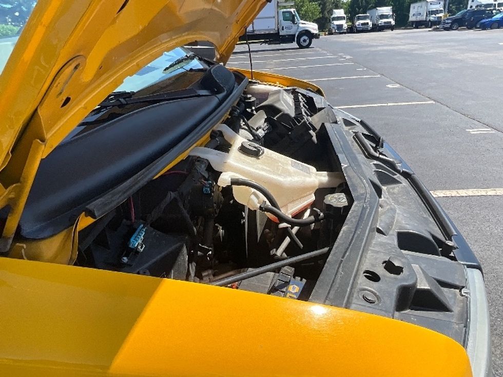 Light Duty Box Truck-Light and Medium Duty Trucks-GMC-2022-Savana G33903-Swedesboro-NJ-90,418\n\t\tmiles-$ 28,750 - Image 23