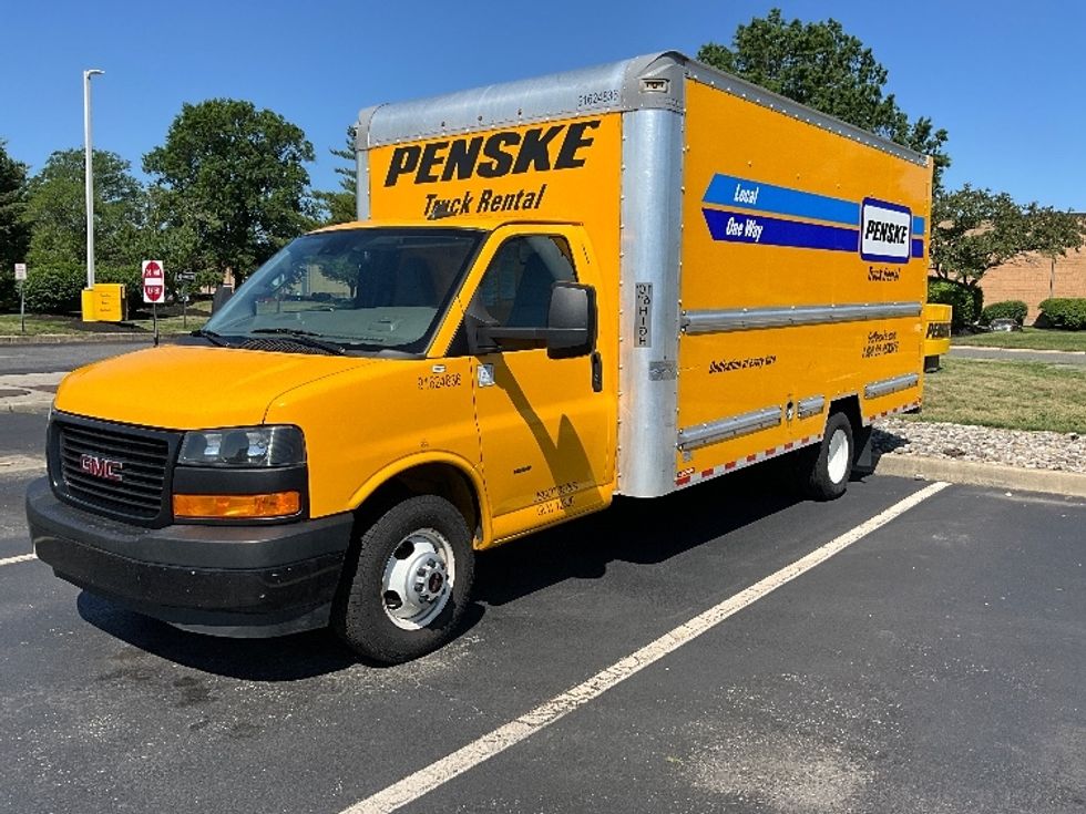 Light Duty Box Truck-Light and Medium Duty Trucks-GMC-2022-Savana G33903-Swedesboro-NJ-90,418\n\t\tmiles-$ 28,750 - Image 3