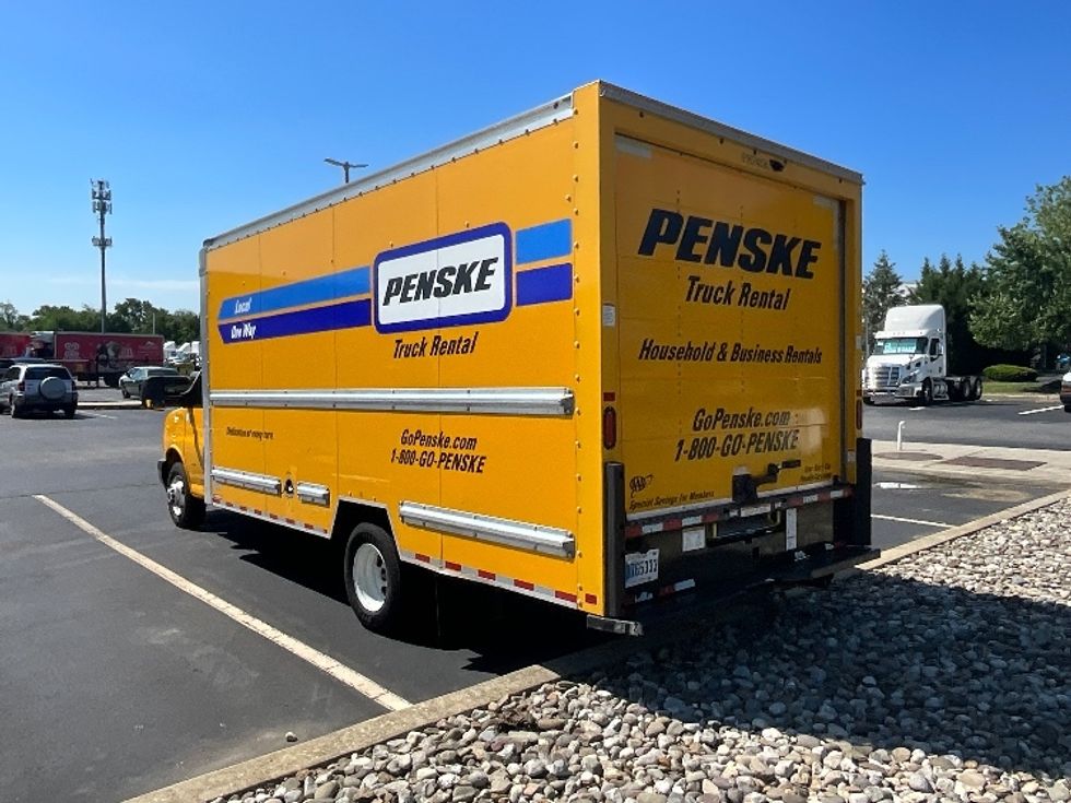 Light Duty Box Truck-Light and Medium Duty Trucks-GMC-2022-Savana G33903-Swedesboro-NJ-90,418\n\t\tmiles-$ 28,750 - Image 6