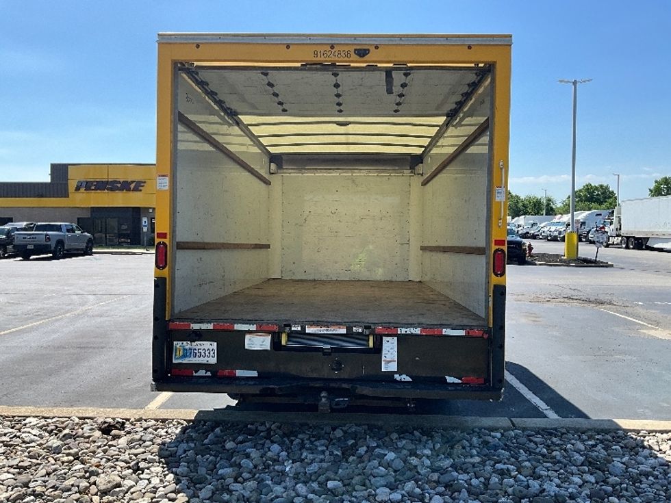 Light Duty Box Truck-Light and Medium Duty Trucks-GMC-2022-Savana G33903-Swedesboro-NJ-90,418\n\t\tmiles-$ 28,750 - Image 8