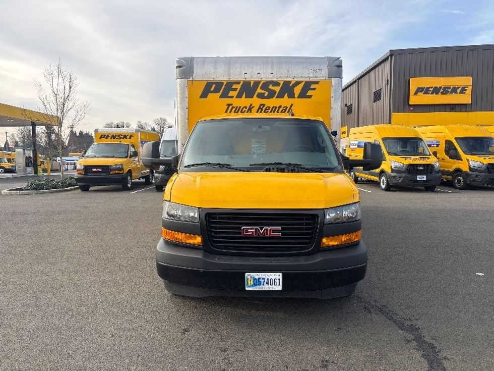 Light Duty Box Truck-Light and Medium Duty Trucks-GMC-2022-Savana G33903-Tacoma-WA-21,082\n\t\tmiles-$ 41,250 - Image 2