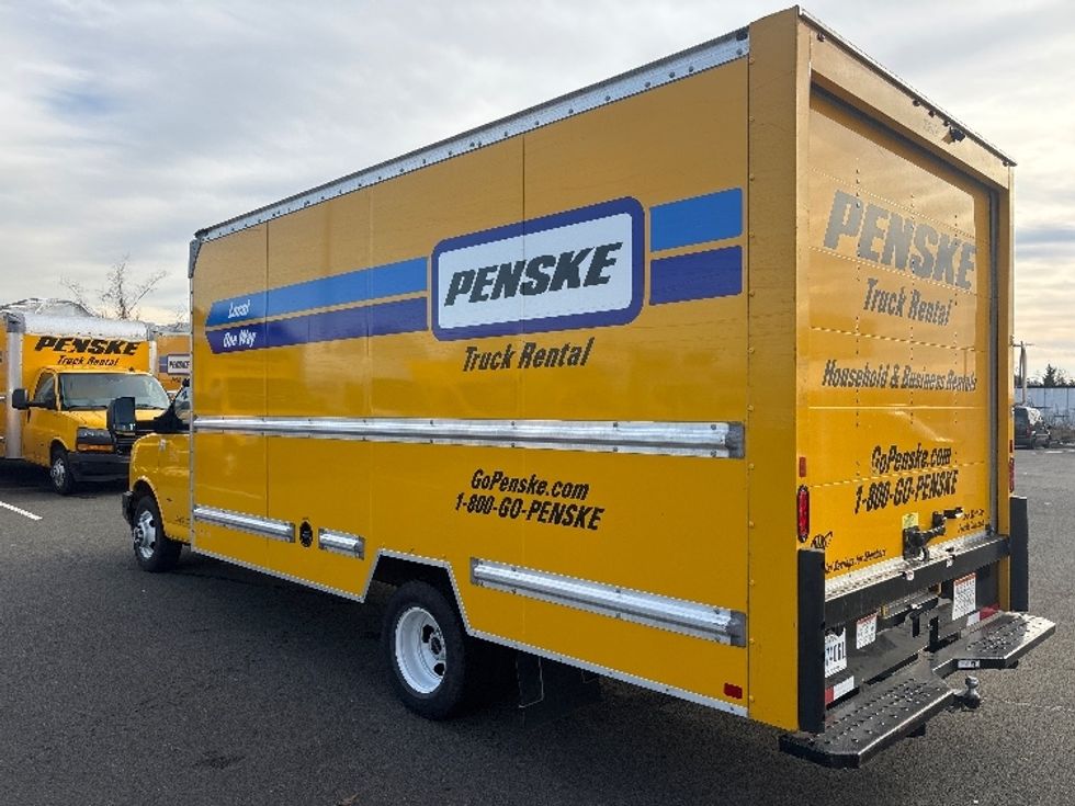 Light Duty Box Truck-Light and Medium Duty Trucks-GMC-2022-Savana G33903-Tacoma-WA-21,082\n\t\tmiles-$ 41,250 - Image 6