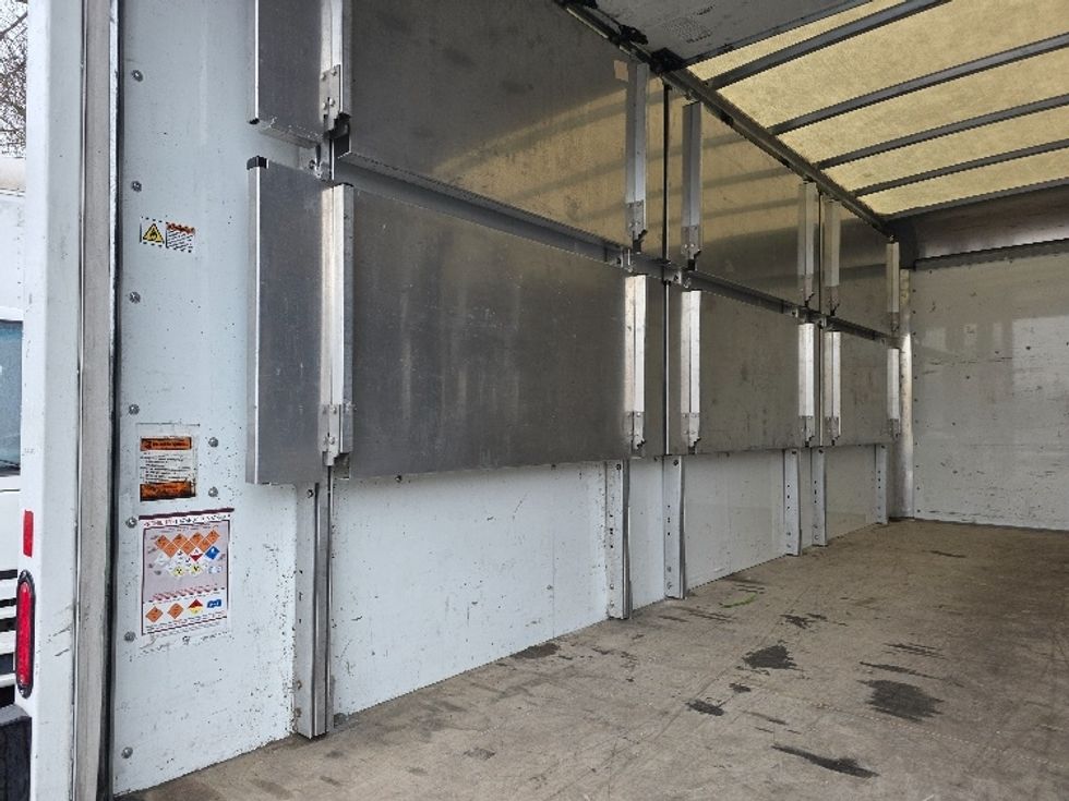 Light Duty Box Truck-Light and Medium Duty Trucks-GMC-2022-Savana G33903-Tacoma-WA-24,538\n\t\tmiles-$ 47,750 - Image 11