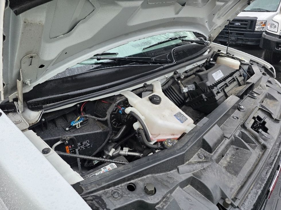 Light Duty Box Truck-Light and Medium Duty Trucks-GMC-2022-Savana G33903-Tacoma-WA-24,538\n\t\tmiles-$ 47,750 - Image 23