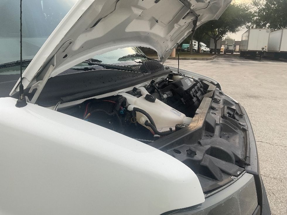 Light Duty Box Truck-Light and Medium Duty Trucks-GMC-2022-Savana G33903-Tampa-FL-100,435\n\t\tmiles-$ 30,750 - Image 23