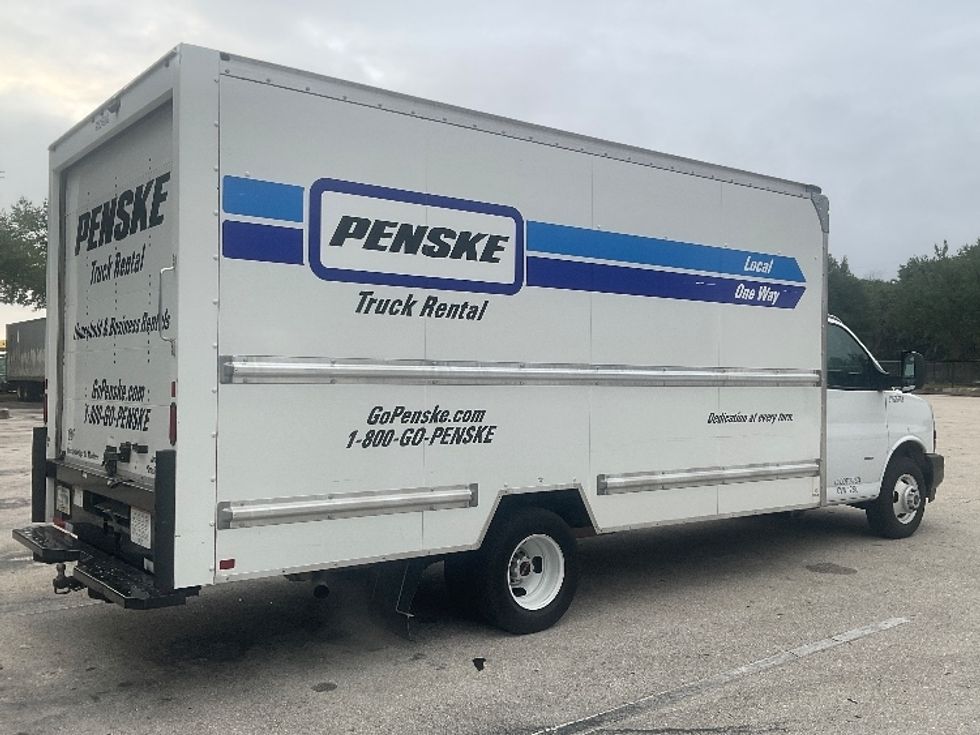 Light Duty Box Truck-Light and Medium Duty Trucks-GMC-2022-Savana G33903-Tampa-FL-100,435\n\t\tmiles-$ 30,750 - Image 26