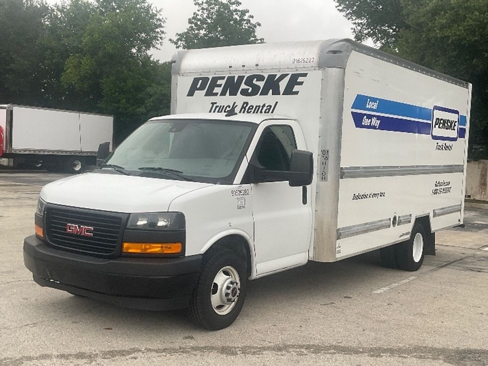 Light Duty Box Truck-Light and Medium Duty Trucks-GMC-2022-Savana G33903-Tampa-FL-100,435\n\t\tmiles-$ 30,750 - Image 3