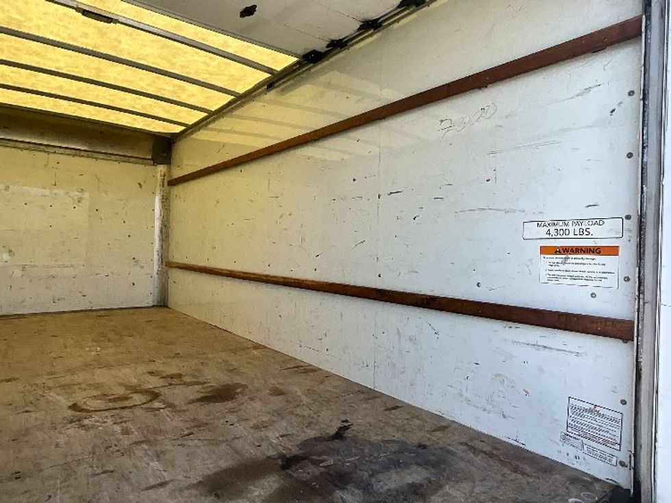 Light Duty Box Truck-Light and Medium Duty Trucks-GMC-2022-Savana G33903-Tampa-FL-119,113\n\t\tmiles-$ 29,250 - Image 11