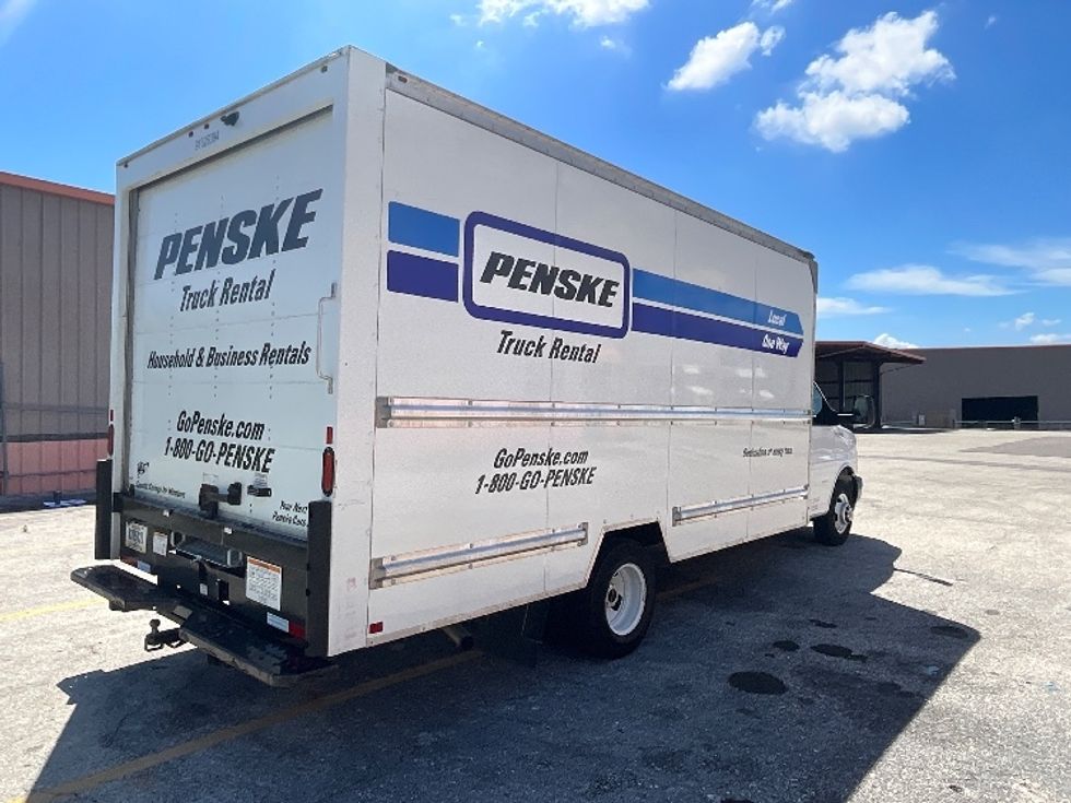 Light Duty Box Truck-Light and Medium Duty Trucks-GMC-2022-Savana G33903-Tampa-FL-119,113\n\t\tmiles-$ 29,250 - Image 12