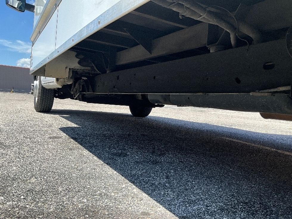 Light Duty Box Truck-Light and Medium Duty Trucks-GMC-2022-Savana G33903-Tampa-FL-119,113\n\t\tmiles-$ 29,250 - Image 5
