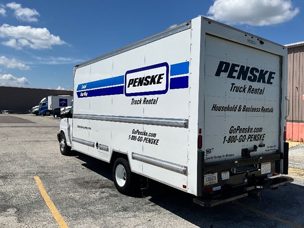 Light Duty Box Truck-Light and Medium Duty Trucks-GMC-2022-Savana G33903-Tampa-FL-119,113\n\t\tmiles-$ 29,250 - Image 6