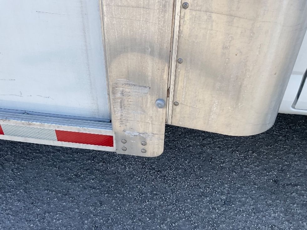 Light Duty Box Truck-Light and Medium Duty Trucks-GMC-2022-Savana G33903-Tampa-FL-24,140\n\t\tmiles-$ 51,500 - Image 26