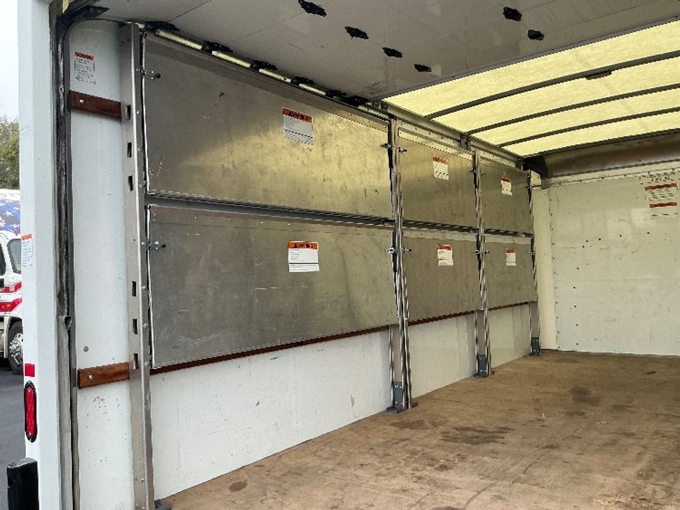 Light Duty Box Truck-Light and Medium Duty Trucks-GMC-2022-Savana G33903-Tampa-FL-25,963\n\t\tmiles-$ 51,250 - Image 11