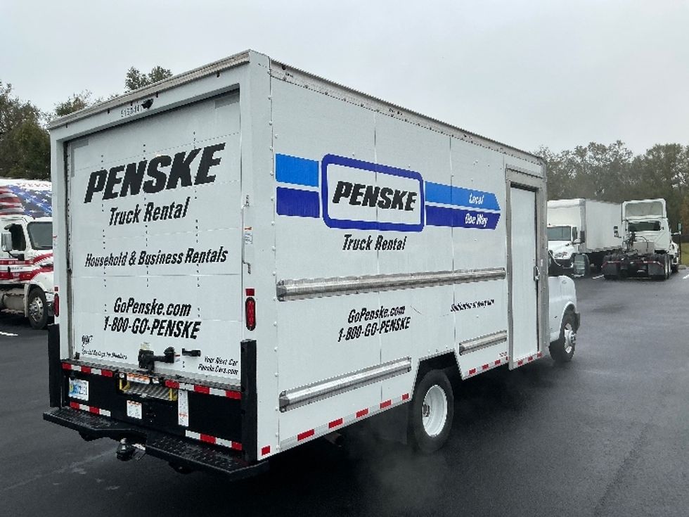 Light Duty Box Truck-Light and Medium Duty Trucks-GMC-2022-Savana G33903-Tampa-FL-25,963\n\t\tmiles-$ 51,250 - Image 13