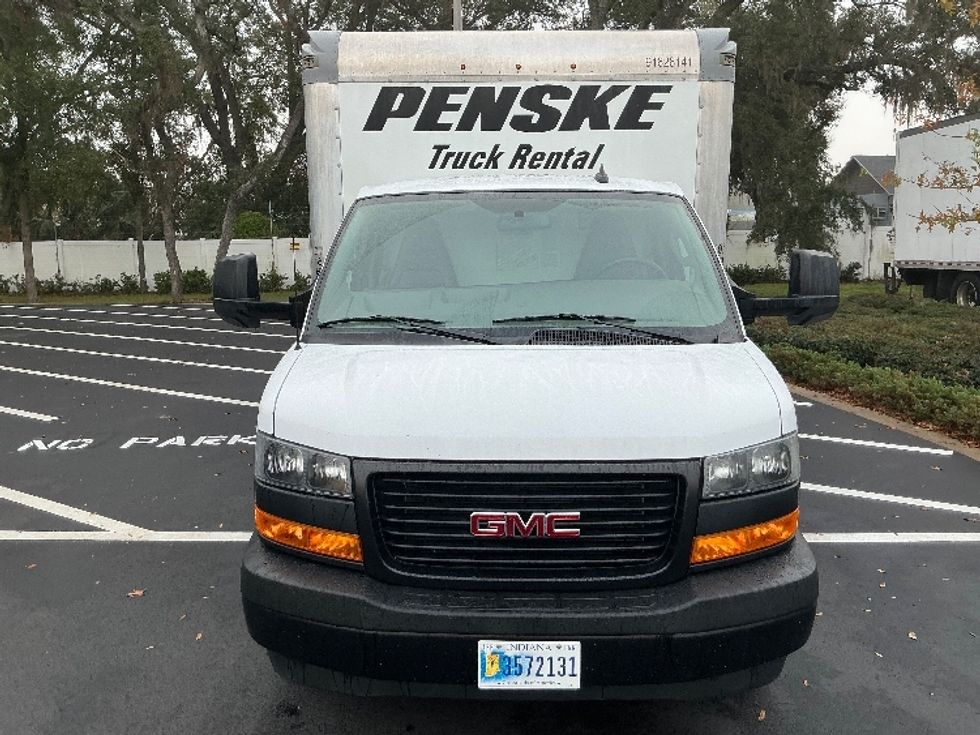 Light Duty Box Truck-Light and Medium Duty Trucks-GMC-2022-Savana G33903-Tampa-FL-25,963\n\t\tmiles-$ 51,250 - Image 2
