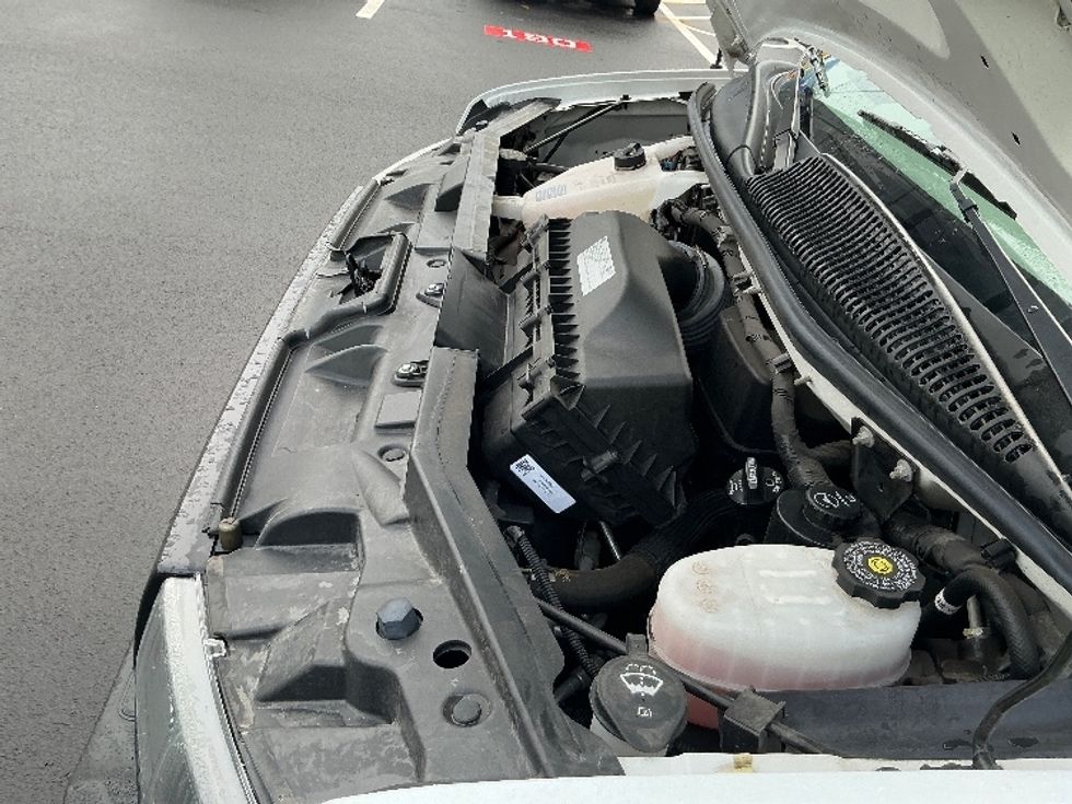 Light Duty Box Truck-Light and Medium Duty Trucks-GMC-2022-Savana G33903-Tampa-FL-25,963\n\t\tmiles-$ 51,250 - Image 24