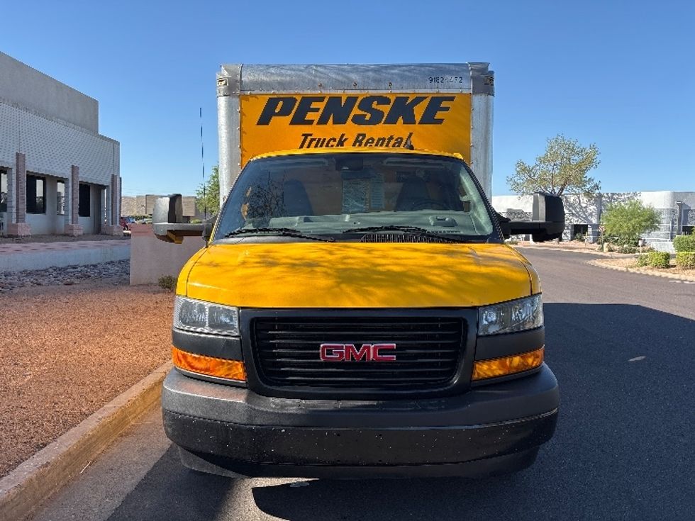 Light Duty Box Truck-Light and Medium Duty Trucks-GMC-2022-Savana G33903-Tempe-AZ-85,234\n\t\tmiles-$ 30,500 - Image 2