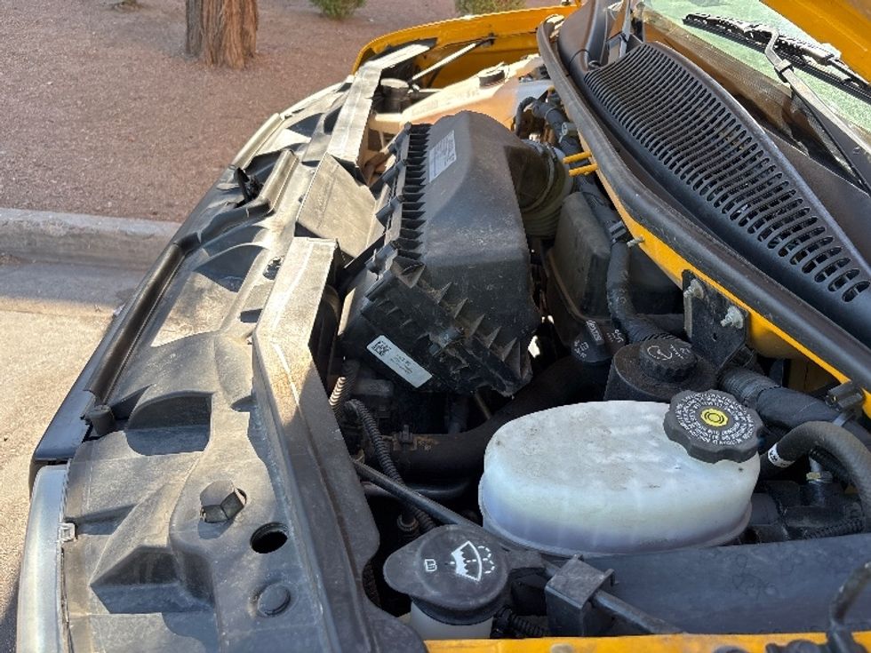 Light Duty Box Truck-Light and Medium Duty Trucks-GMC-2022-Savana G33903-Tempe-AZ-85,234\n\t\tmiles-$ 30,500 - Image 24