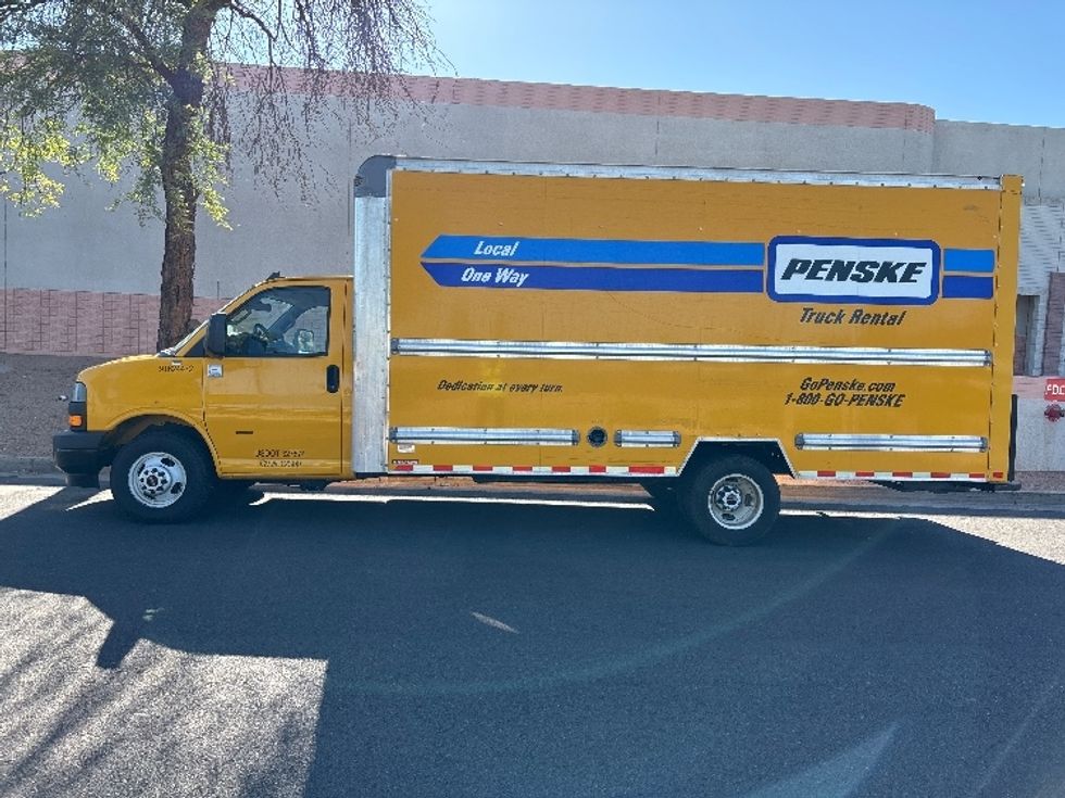Light Duty Box Truck-Light and Medium Duty Trucks-GMC-2022-Savana G33903-Tempe-AZ-85,234\n\t\tmiles-$ 30,500 - Image 4