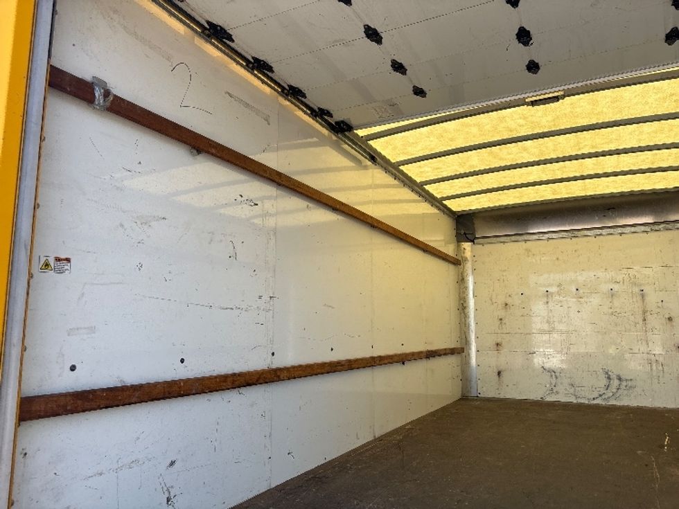 Light Duty Box Truck-Light and Medium Duty Trucks-GMC-2022-Savana G33903-Tempe-AZ-97,755\n\t\tmiles-$ 29,750 - Image 11