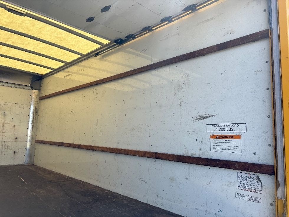 Light Duty Box Truck-Light and Medium Duty Trucks-GMC-2022-Savana G33903-Tempe-AZ-97,755\n\t\tmiles-$ 29,750 - Image 12