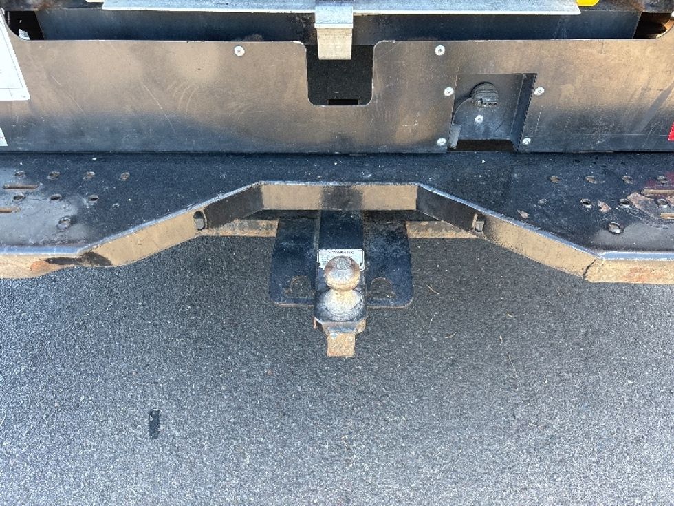 Light Duty Box Truck-Light and Medium Duty Trucks-GMC-2022-Savana G33903-Tempe-AZ-97,755\n\t\tmiles-$ 29,750 - Image 26