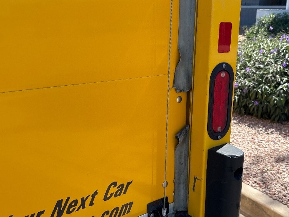 Light Duty Box Truck-Light and Medium Duty Trucks-GMC-2022-Savana G33903-Tempe-AZ-97,755\n\t\tmiles-$ 29,750 - Image 27