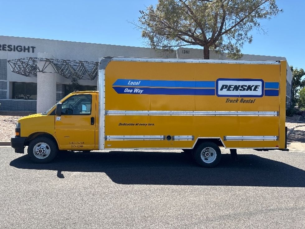 Light Duty Box Truck-Light and Medium Duty Trucks-GMC-2022-Savana G33903-Tempe-AZ-97,755\n\t\tmiles-$ 29,750 - Image 4