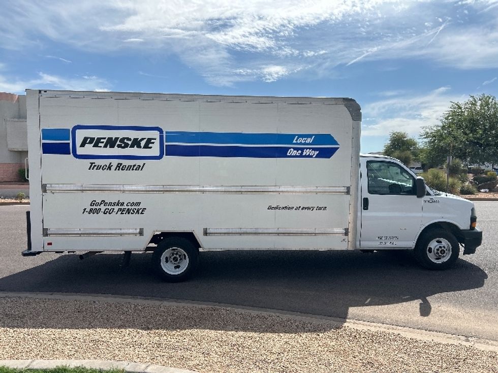 Light Duty Box Truck-Light and Medium Duty Trucks-GMC-2022-Savana G33903-Tempe-AZ-98,802\n\t\tmiles-$ 31,500 - Image 15
