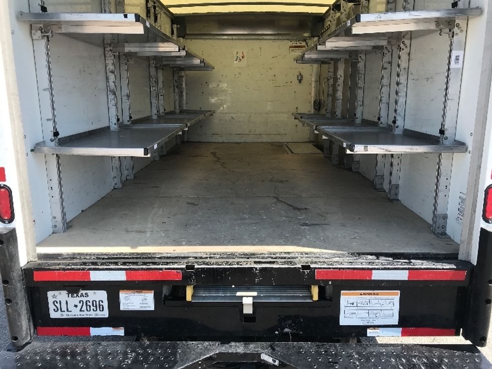 Light Duty Box Truck-Light and Medium Duty Trucks-GMC-2022-Savana G33903-Temple-TX-66,751\n\t\tmiles-$ 39,500 - Image 10