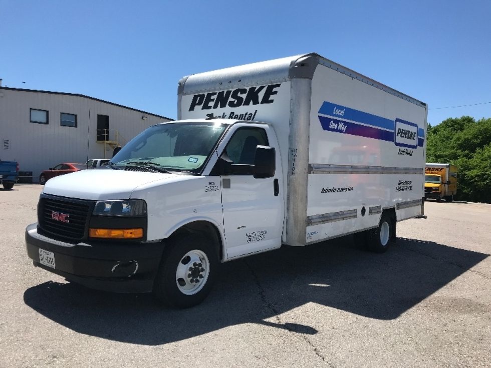 Light Duty Box Truck-Light and Medium Duty Trucks-GMC-2022-Savana G33903-Temple-TX-66,751\n\t\tmiles-$ 39,500 - Image 3