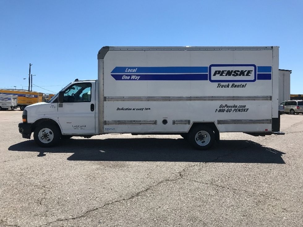 Light Duty Box Truck-Light and Medium Duty Trucks-GMC-2022-Savana G33903-Temple-TX-66,751\n\t\tmiles-$ 39,500 - Image 4