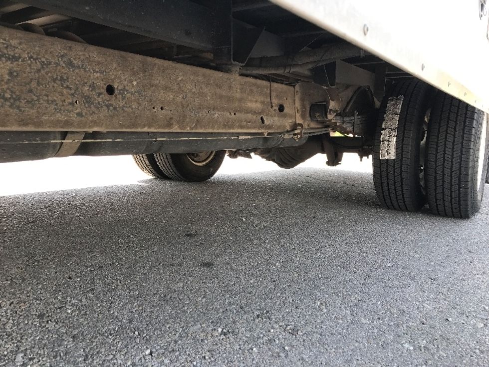 Light Duty Box Truck-Light and Medium Duty Trucks-GMC-2022-Savana G33903-Temple-TX-66,751\n\t\tmiles-$ 39,500 - Image 5