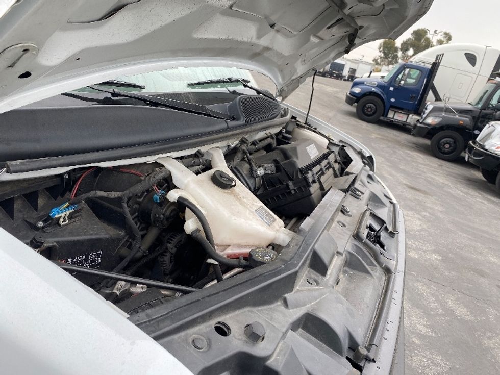 Light Duty Box Truck-Light and Medium Duty Trucks-GMC-2022-Savana G33903-Torrance-CA-103,895\n\t\tmiles-$ 32,000 - Image 22