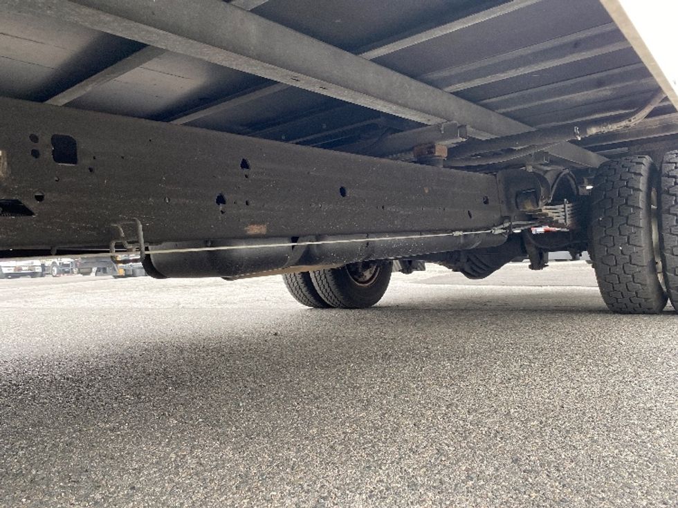 Light Duty Box Truck-Light and Medium Duty Trucks-GMC-2022-Savana G33903-Torrance-CA-103,895\n\t\tmiles-$ 32,000 - Image 5