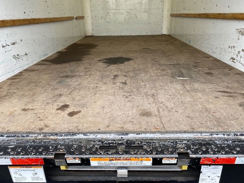 Light Duty Box Truck-Light and Medium Duty Trucks-GMC-2022-Savana G33903-Torrance-CA-103,895\n\t\tmiles-$ 32,000 - Image 9