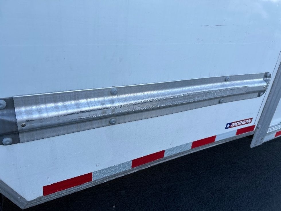 Light Duty Box Truck-Light and Medium Duty Trucks-GMC-2022-Savana G33903-Torrance-CA-22,492\n\t\tmiles-$ 53,500 - Image 28