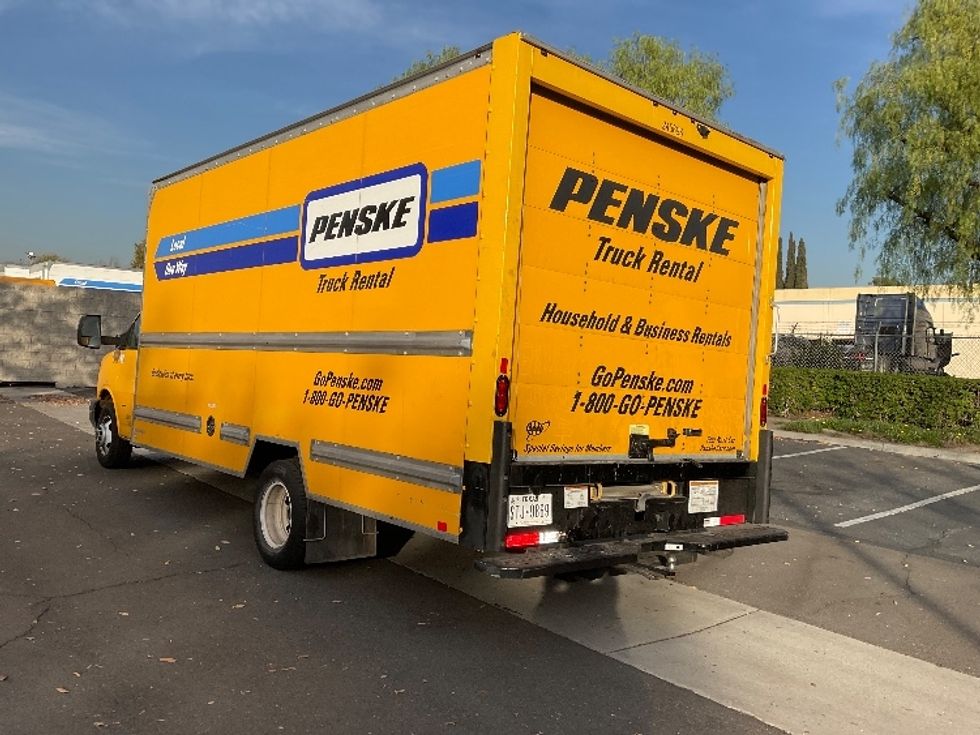 Light Duty Box Truck-Light and Medium Duty Trucks-GMC-2022-Savana G33903-Torrance-CA-27,740\n\t\tmiles-$ 47,500 - Image 6