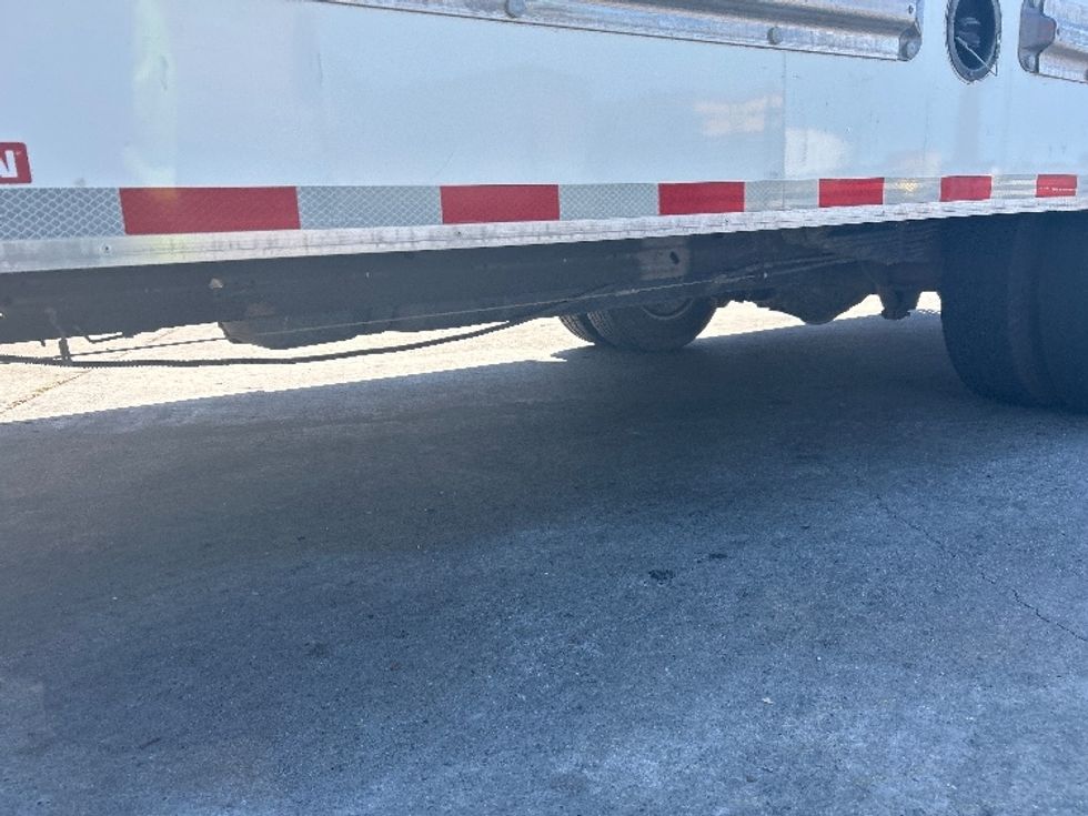 Light Duty Box Truck-Light and Medium Duty Trucks-GMC-2022-Savana G33903-Torrance-CA-32,337\n\t\tmiles-$ 43,750 - Image 5