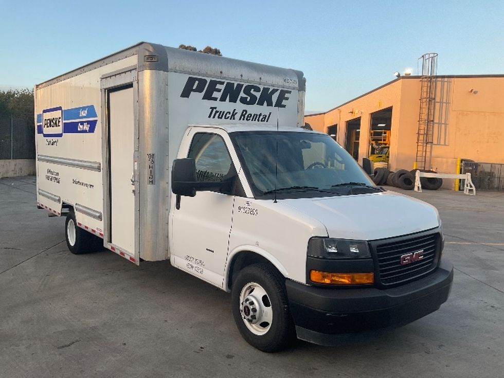 Light Duty Box Truck-Light and Medium Duty Trucks-GMC-2022-Savana G33903-Torrance-CA-35,730\n\t\tmiles-$ 48,750 - Image 1
