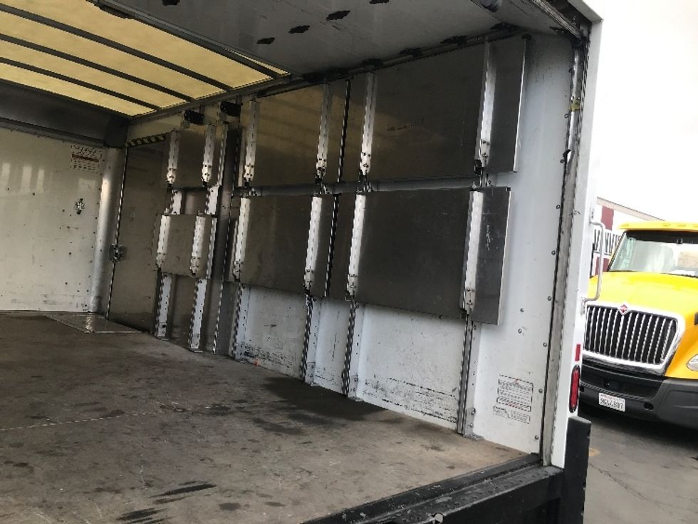 Light Duty Box Truck-Light and Medium Duty Trucks-GMC-2022-Savana G33903-Torrance-CA-40,344\n\t\tmiles-$ 46,000 - Image 12