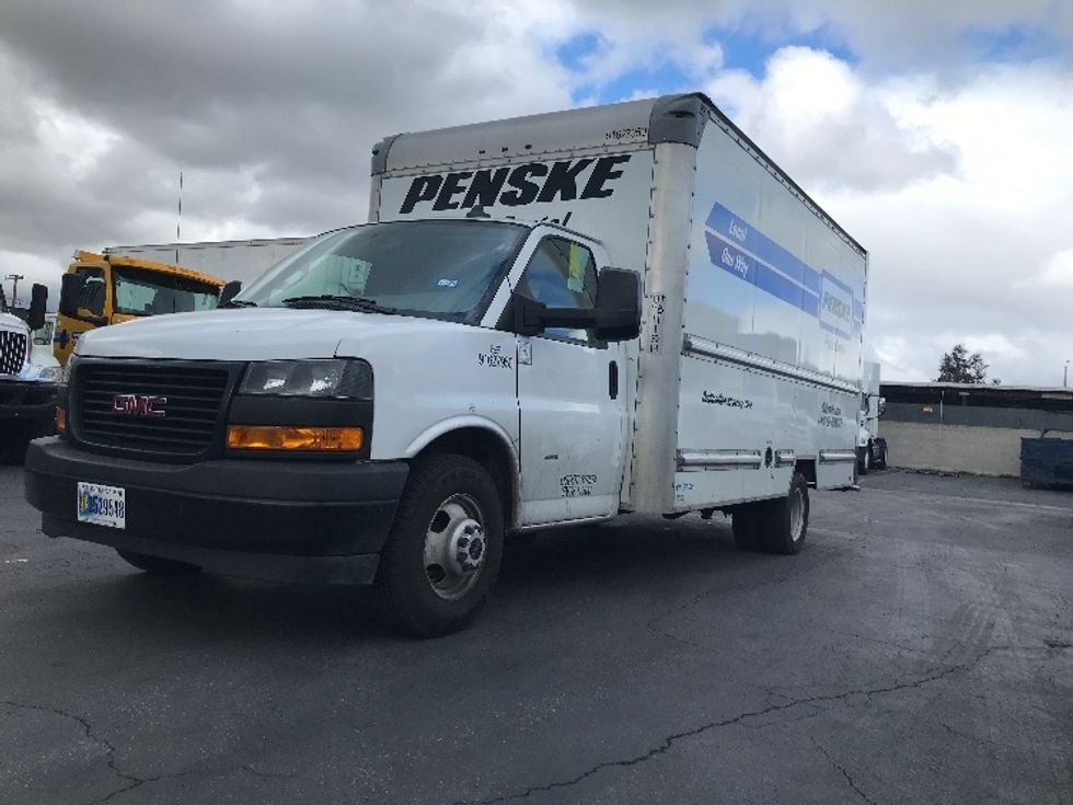 Light Duty Box Truck-Light and Medium Duty Trucks-GMC-2022-Savana G33903-Torrance-CA-40,344\n\t\tmiles-$ 46,000 - Image 3